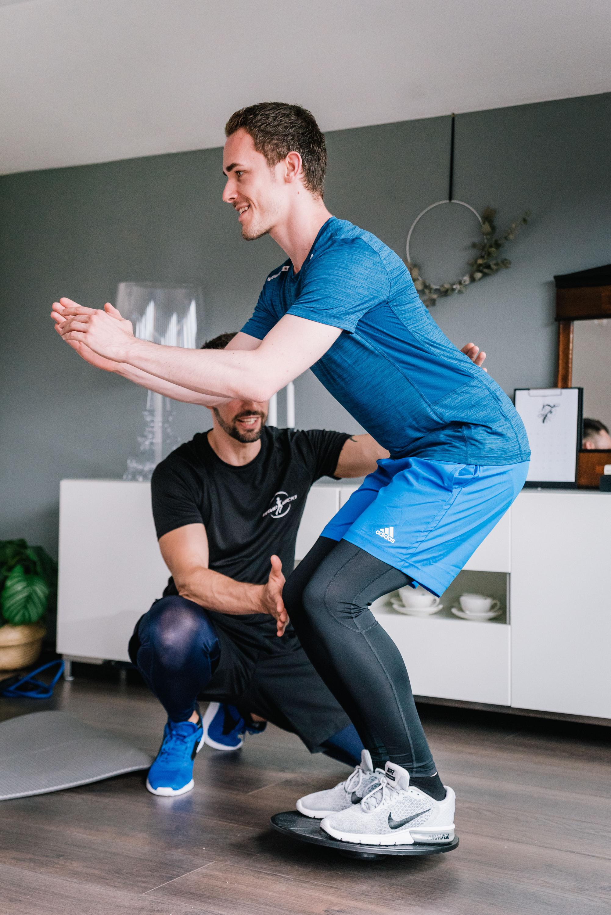 David Wicki sichert ein Balance- und Stabilitätstraining im Personal Training